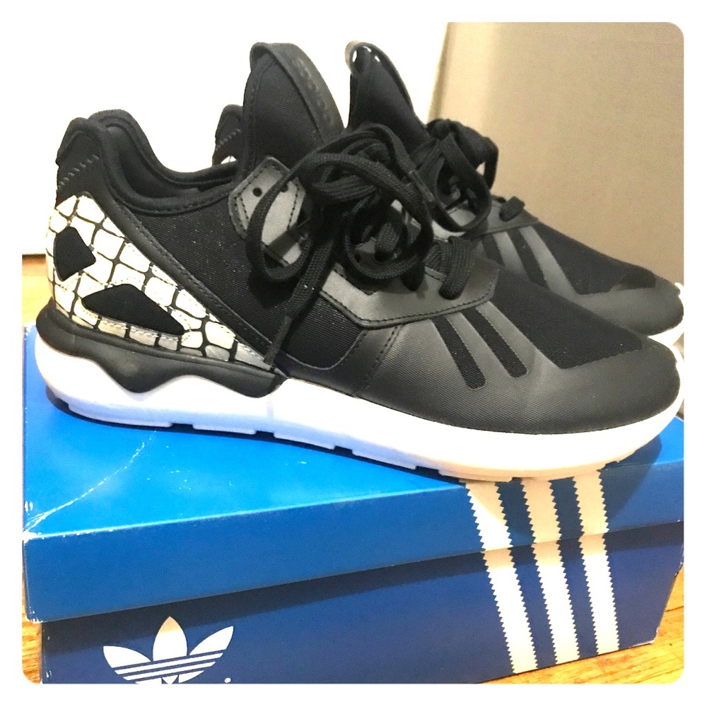 Adidas Tubular Runner size 9